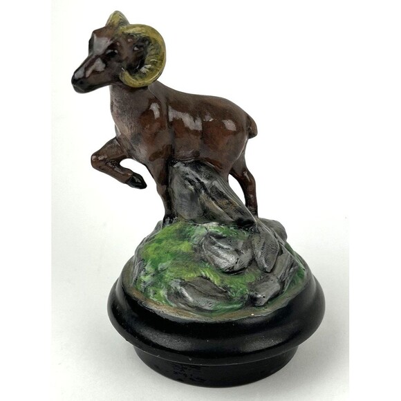 VTG Holland Mold 3D Wildlife Beer Stein Removable Ram Lid 18” Bears Moose Eagle - Picture 13 of 16